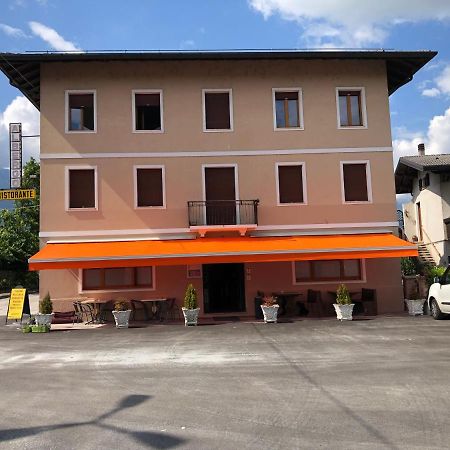 Locanda Alla Stazione Santa Giustina  Экстерьер фото